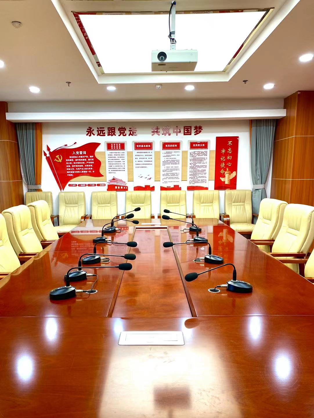 �h֧�������